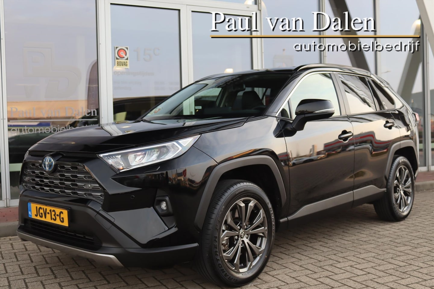 Toyota RAV4 - 2.5 HYBRID 218PK AUTOMAAT DYNAMIC Navi Carplay | Led | Dab | Camera | Stoel/stuur/voorruit - AutoWereld.nl