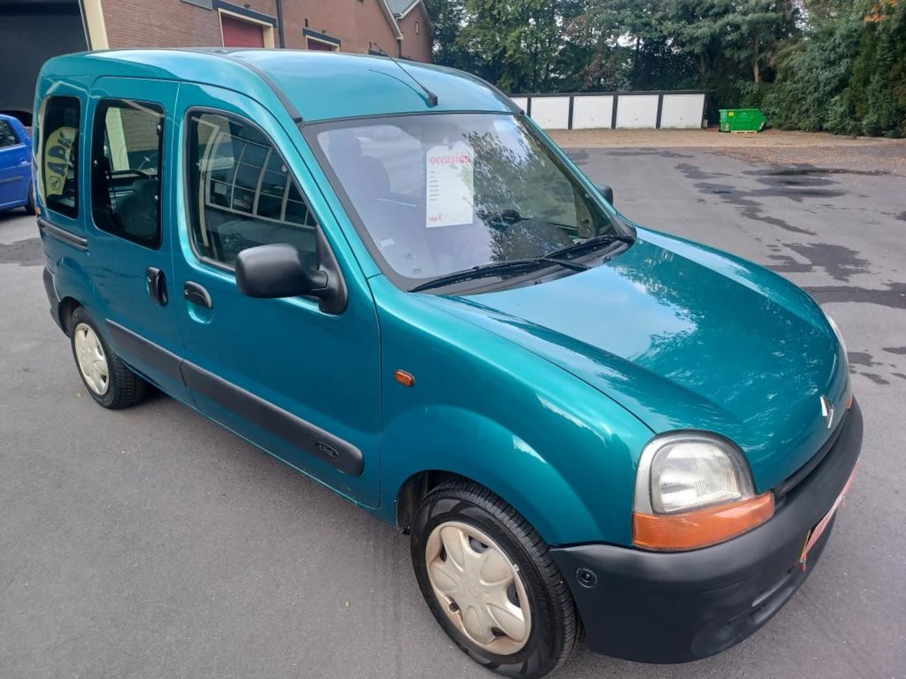 Renault Kangoo - 1.6-16V Privilègemet airco en nieuwe apk Oktober 2026 - AutoWereld.nl