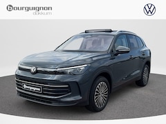 Volkswagen Tiguan - 1.5 eHybrid Life Edition | Pano Dak | Trekhaak | | PHEV | 204Pk | 18 Inch | DCC |