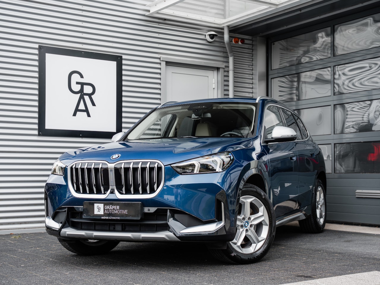 BMW X1 - xDrive30e | Innovation pack | Driving Assistant Profesional | Trekhaak - AutoWereld.nl