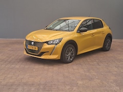Peugeot e-208 - EV Allure 50 kWh Climate | Cruise | Parkeersensoren | 3 Fase |
