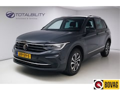 Volkswagen Tiguan - 1.4 TSI eHybrid Active 245 PK | Elec. trekhaak | Stoel- & stuurverwarming | Adaptieve crui