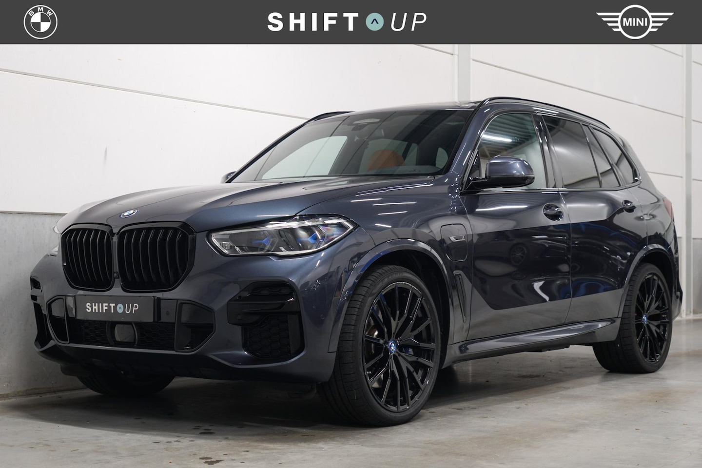BMW X5 - xDrive45e M-Sport | Panoramadak | Bowers & Wilkins | Stoelventilatie - AutoWereld.nl