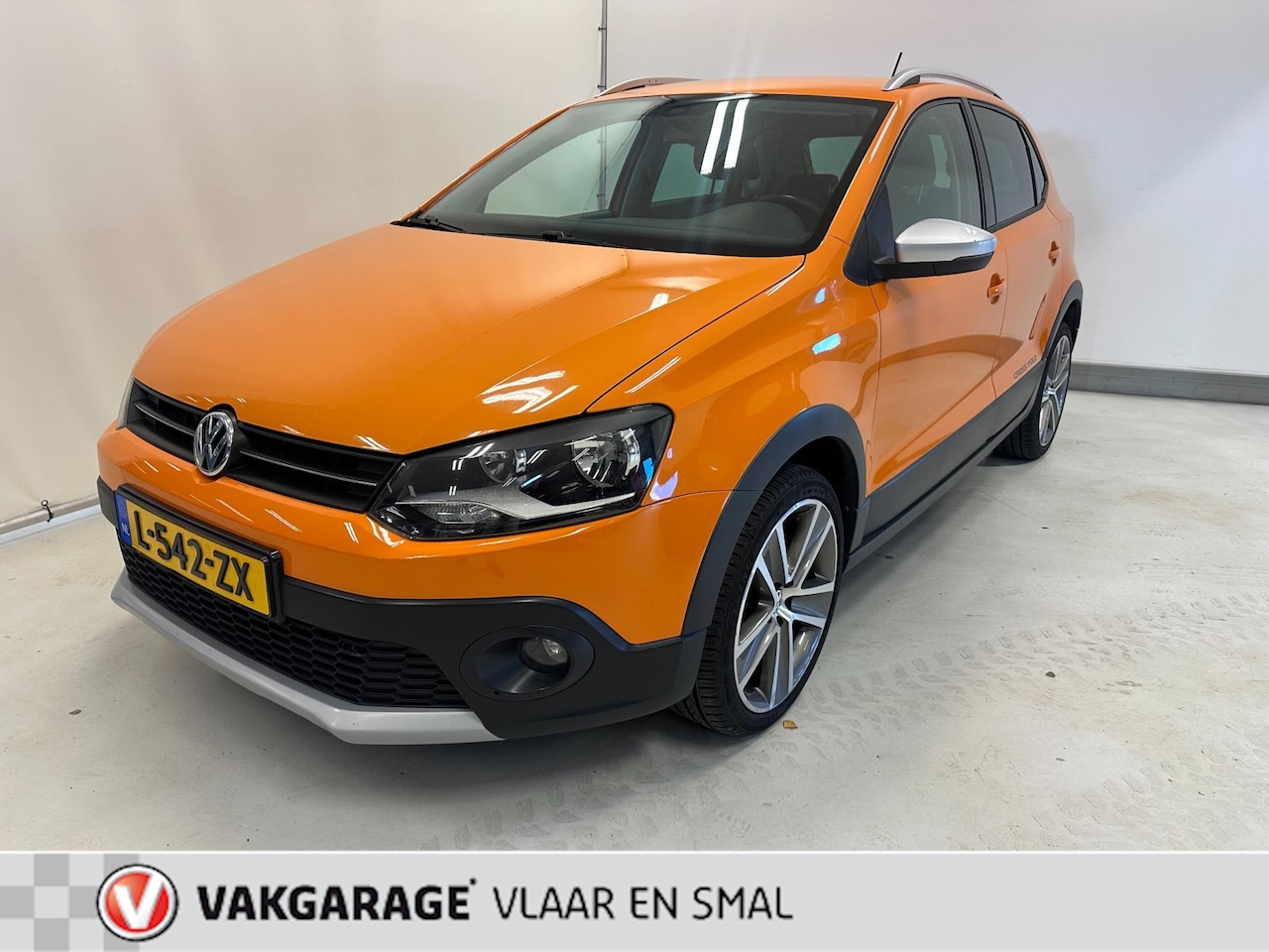 Volkswagen Polo - 1.2 TSI Highline Cross Polo-Cruise controle-Stoelverwarming-Half leder alcantara-Trekhaak. - AutoWereld.nl