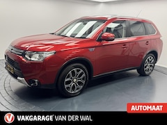 Mitsubishi Outlander - 2.0 PHEV Instyle+ Navigatie-Cr.contr-Clima-Camera-Panoramadak-Trekhaak-Leder-Stoelverwarmi