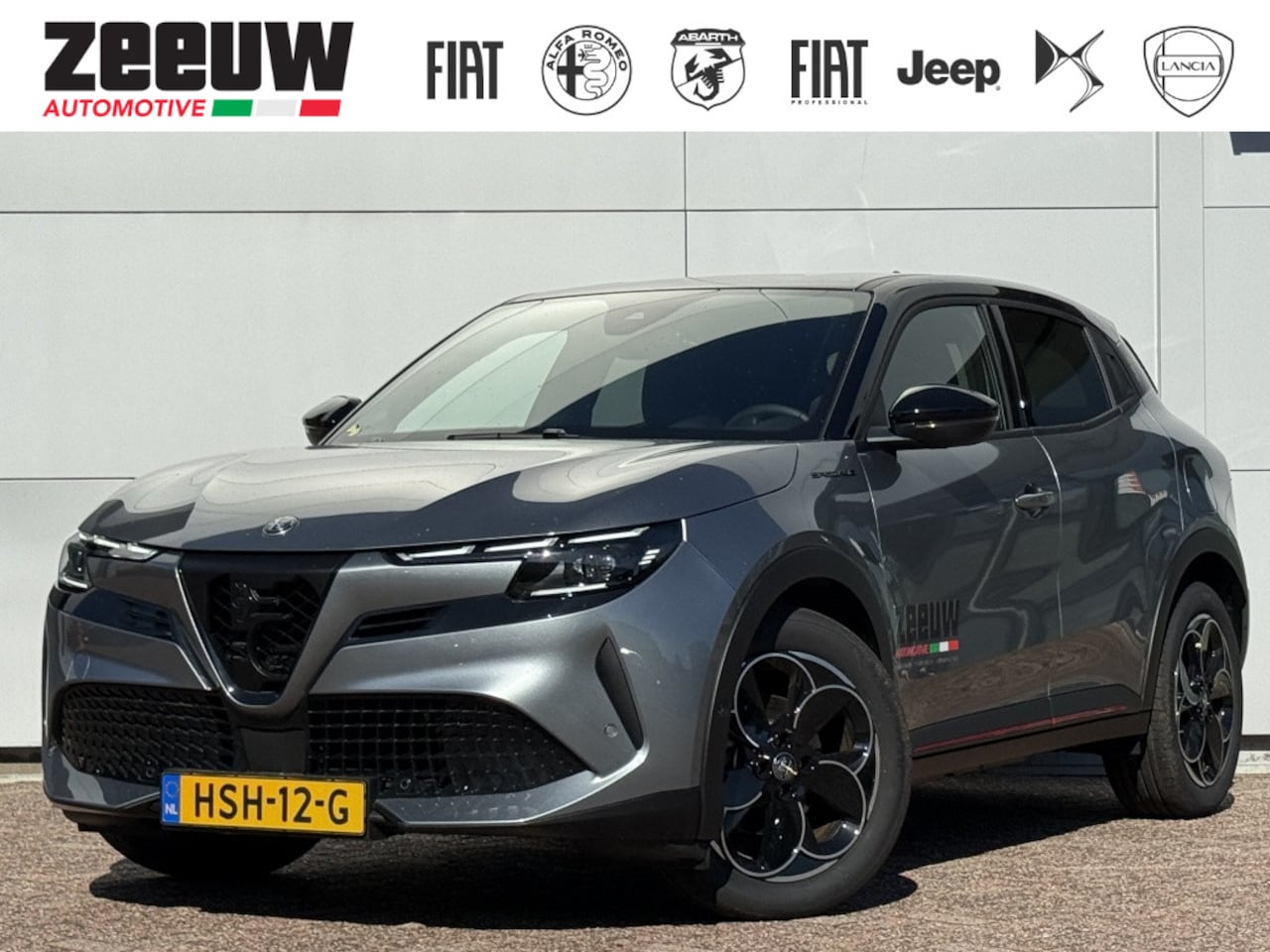 Alfa Romeo Junior - Elettrica Speciale 54 kWh | Techno Pack | 18" - AutoWereld.nl