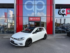 Volkswagen Golf - 1.0 TSI Highline