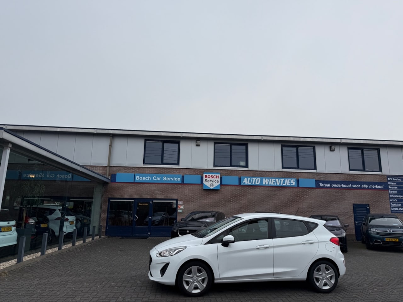 Ford Fiesta - 1.1 Trend 5-Drs | Airco | Navi | Cruise - AutoWereld.nl