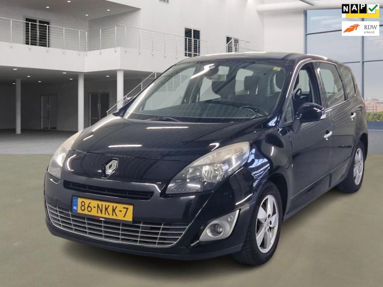 Renault Grand Scénic - 1.4 TCe Dynamique/AIRCO/CRUISE/NAVI/PARKEERSENS VOOR-ACHTER/TREKHAAK - AutoWereld.nl