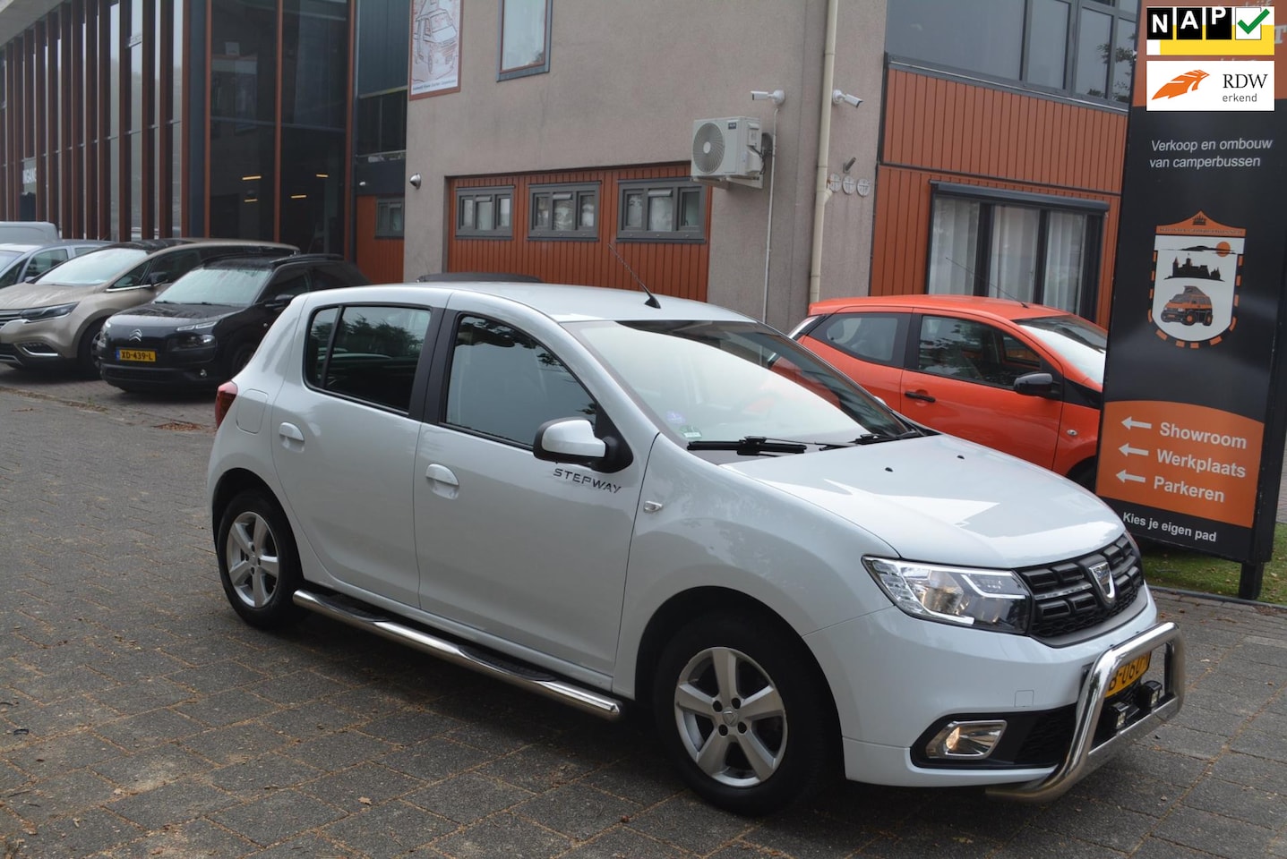 Dacia Sandero - 0.9 TCe Laureate automaat - AutoWereld.nl
