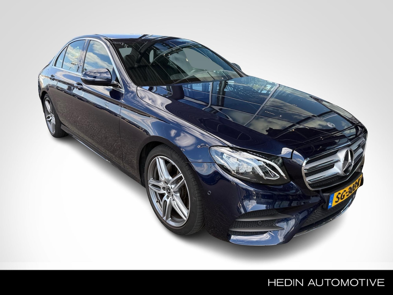 Mercedes-Benz E-klasse - E 200 Limousine Automaat Business Solution AMG | Trekhaak | Parktronic | Sfeerverlichting - AutoWereld.nl