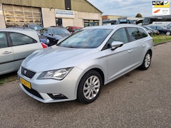 SEAT Leon ST - 1.6 TDI Style Automaat Navi Bj:2015 NAP