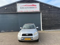 Toyota RAV4 - 2.0 VVTi X-Style Navigator