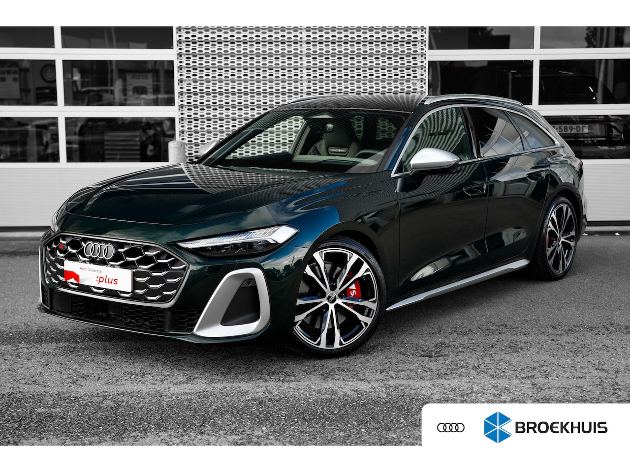 Audi A5 Avant - 3.0 TFSI S5 quattro 50 year edition | Audi Exclusive lak | Panoramadak | B&O | S-Sportstoe - AutoWereld.nl