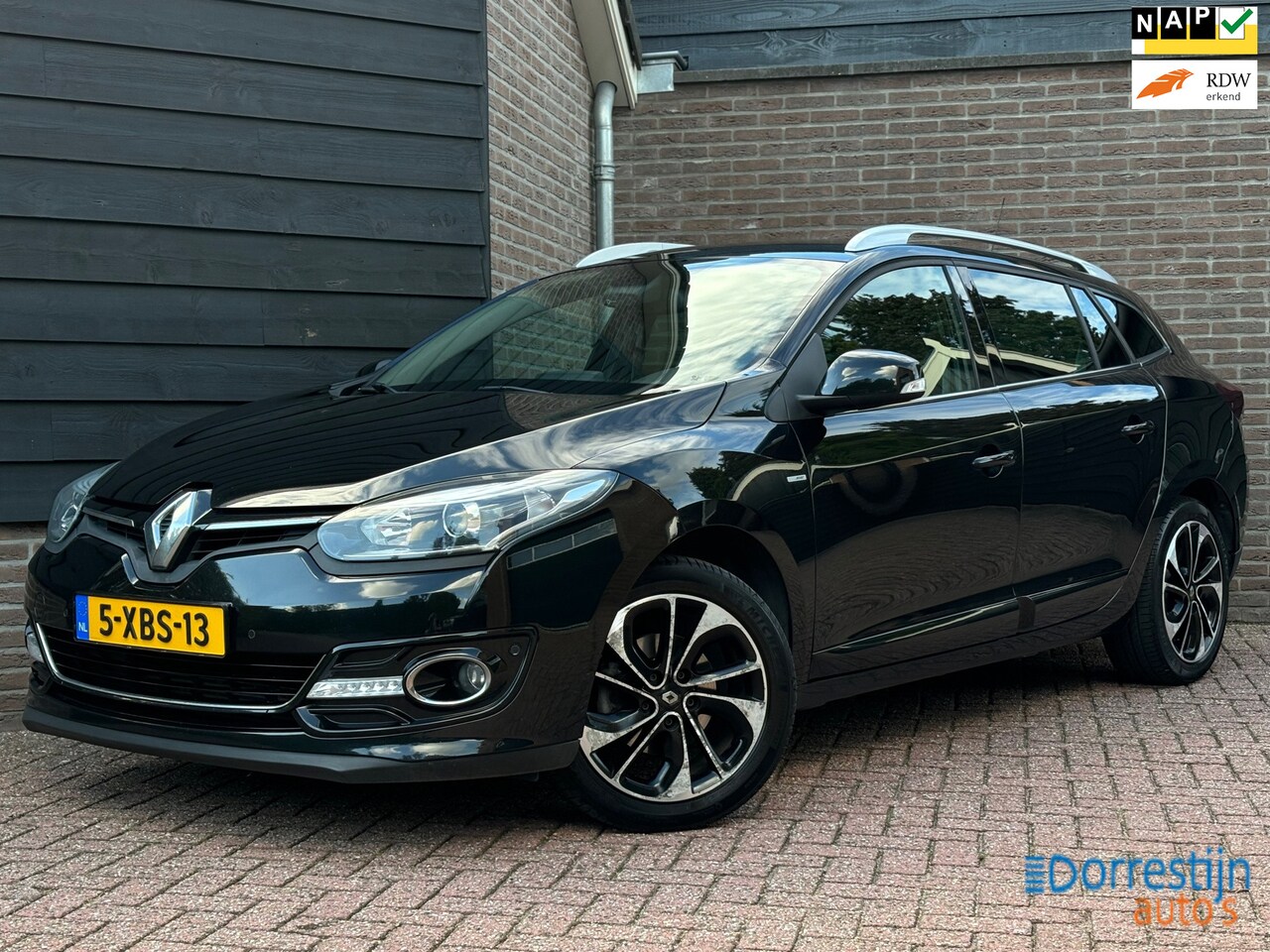 Renault Mégane Estate - 1.2 TCe Bose | Automaat | Camera | Navi | Trekhaak | NAP - AutoWereld.nl