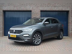 Volkswagen T-Roc - 1.0 TSI Style | Virtual Cockpit | Adaptive Cruise | Carplay/Android Auto | Navigatie