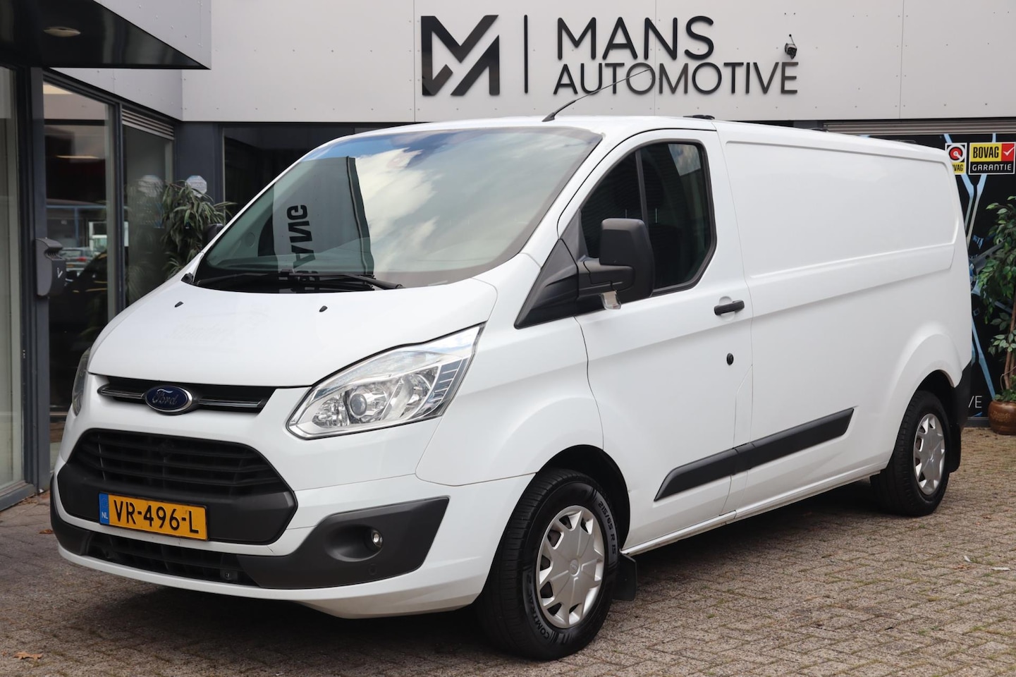 Ford Transit Custom - 290 2.2 TDCI L2H1 DEALER ONDERHOUDEN! - AutoWereld.nl