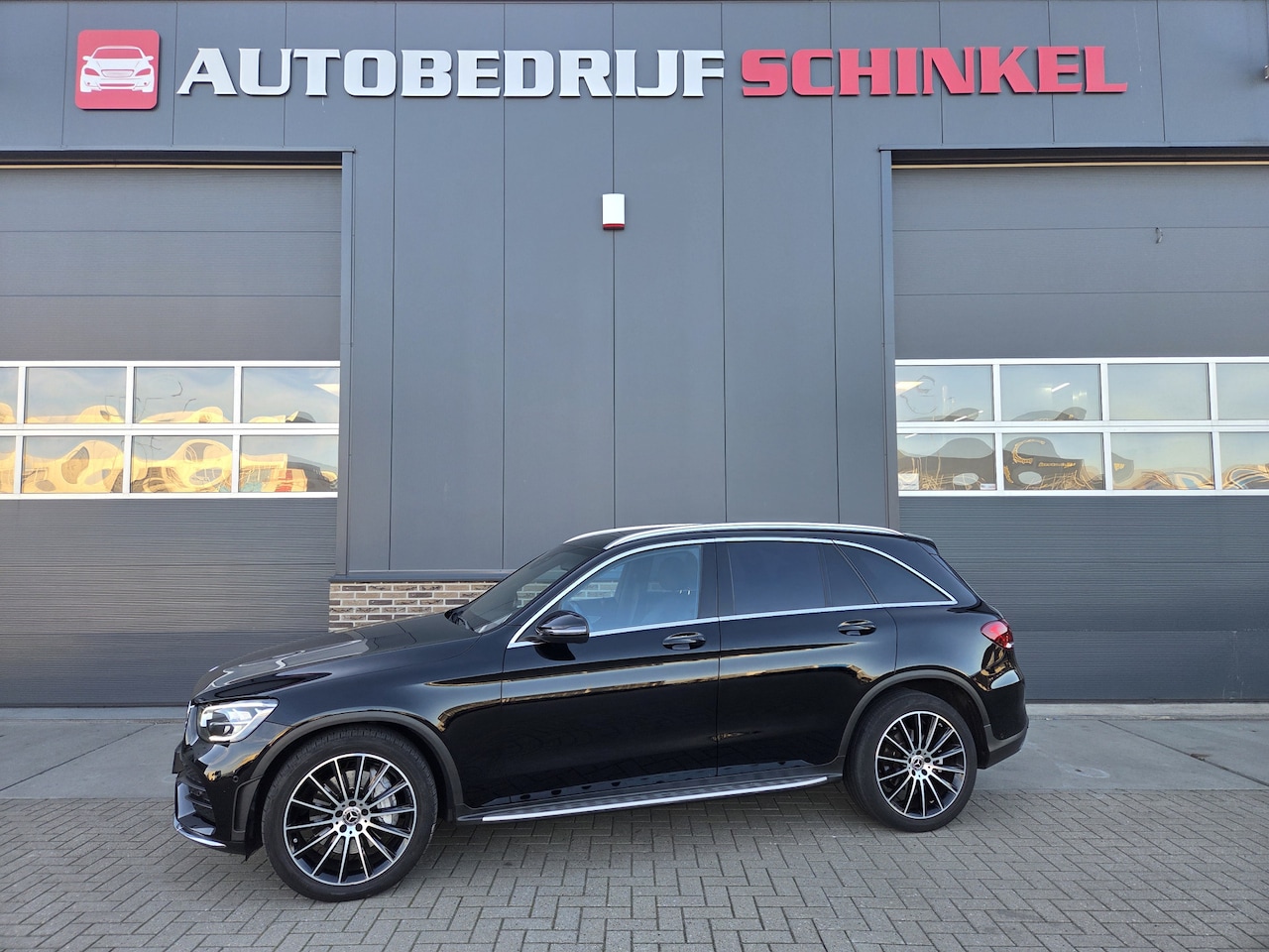 Mercedes-Benz GLC-klasse - 200 4MATIC Business Solution AMG Camera,Led,Digitaal Display,Sfeer Verl,BTW Auto - AutoWereld.nl