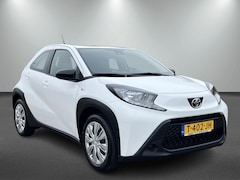 Toyota Aygo X - 1.0 VVT-i Play, optioneel: Ramaker Black Edition, €2.000.