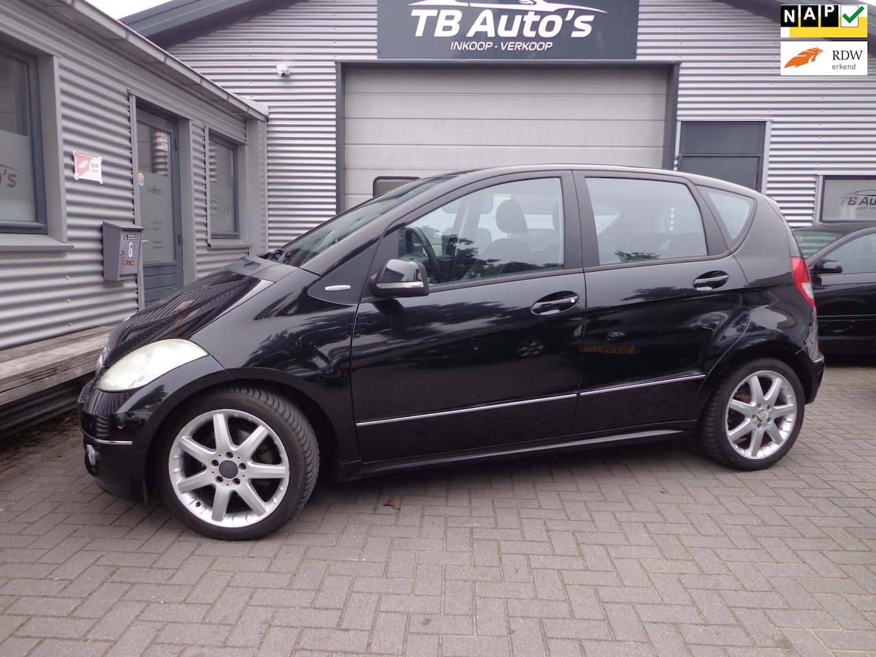 Mercedes-Benz A-klasse - 170 Elegance ! AUTOMAAT ! - AutoWereld.nl