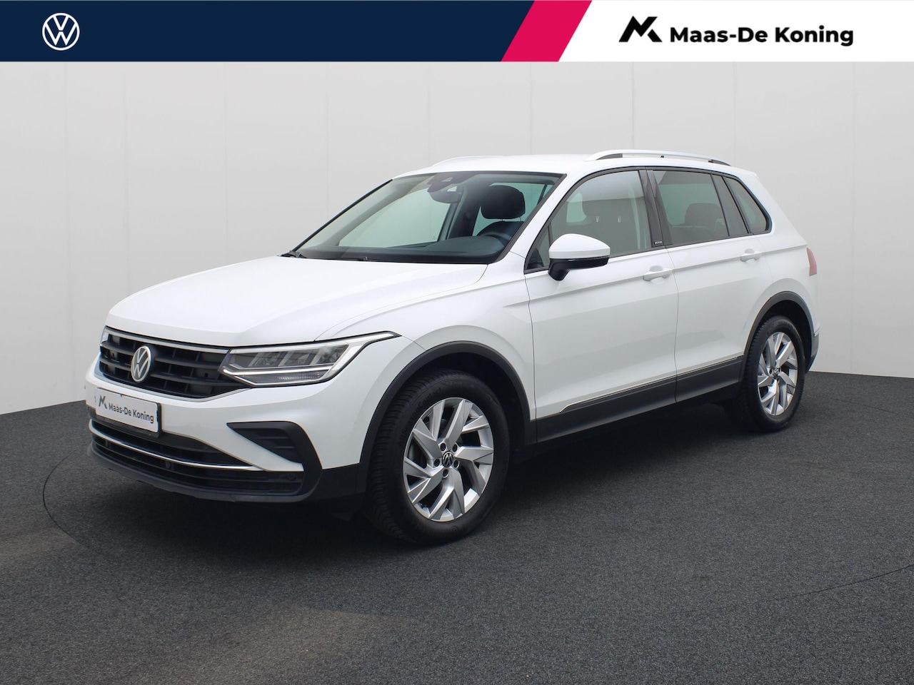 Volkswagen Tiguan - 1.5TSI/150PK Life · Navigatie · Apple/Android · Stoel- & Stuurverwarming · Garantie tot ju - AutoWereld.nl