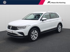 Volkswagen Tiguan - 1.5TSI/150PK Life · Navigatie · Apple/Android · Stoel- & Stuurverwarming · Garantie tot ju