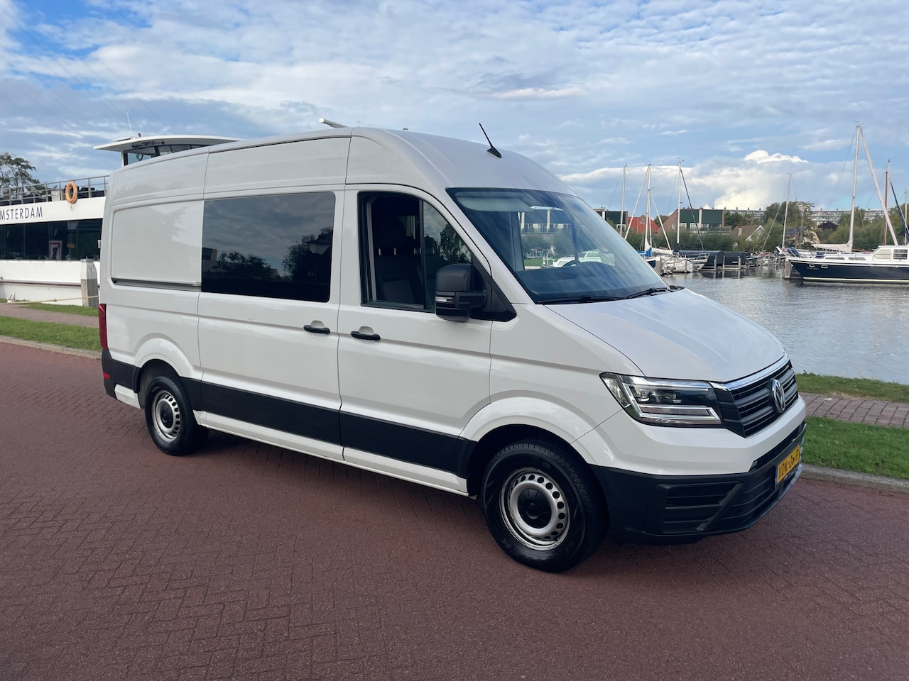 Volkswagen Crafter - 35 2.0 TDI L3H3 DC Trendline 35 2.0 TDI L3H3 DC Trendline - AutoWereld.nl