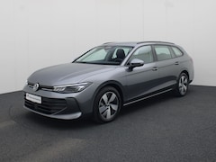 Volkswagen Passat Variant - 1.5eTSI/150PK DSG · Navigatie · Stoel-& stuurverwarming · Apple/Android Car Play · Garanti