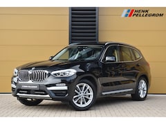 BMW X3 - xDrive30i High Executive * Panoramadak * Trekhaak * Sportstoelen * Head-up * Camera
