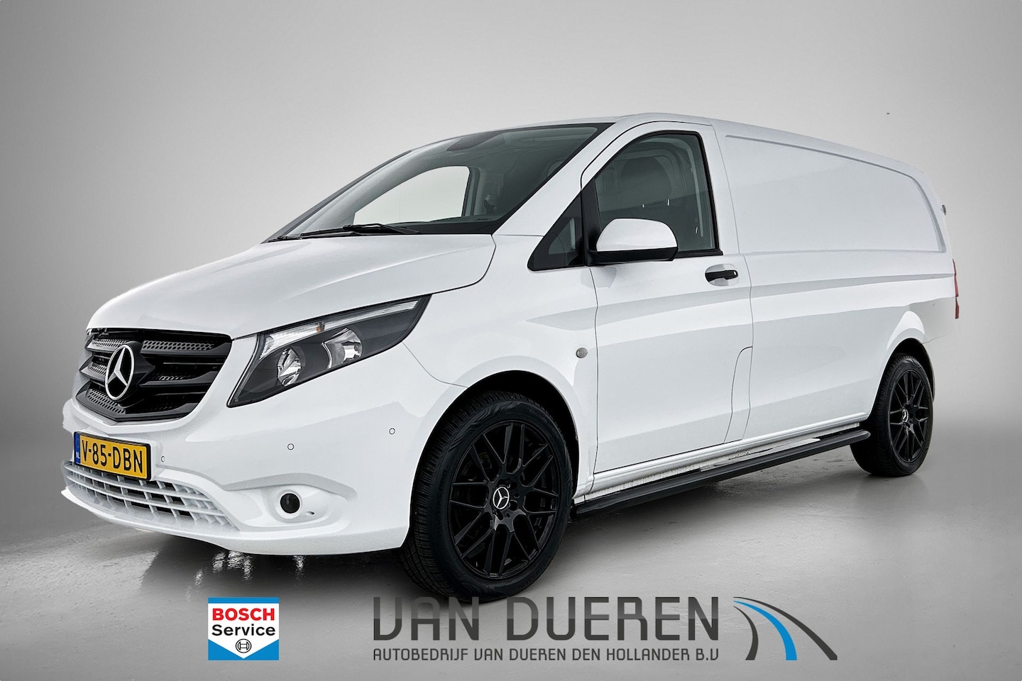 Mercedes-Benz Vito - 116 CDI Lang Navi, 19" Velgen, Trekhaak, Sidebars, Camera - AutoWereld.nl