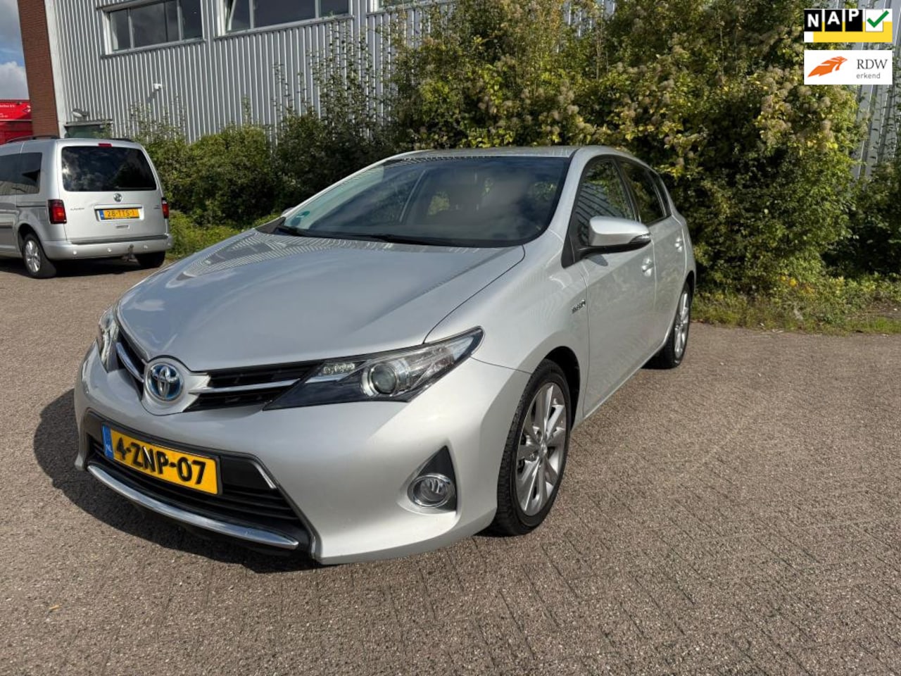 Toyota Auris - 1.8 Hybrid Aspiration * Dealeronderhouden * - AutoWereld.nl