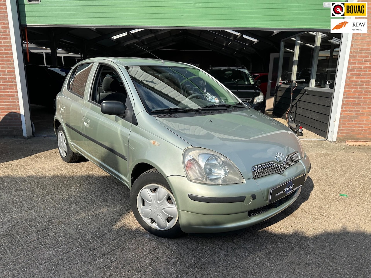 Toyota Yaris - 1.3-16V VVT-i Sol| TRHK/5DEURS/NW APK - AutoWereld.nl