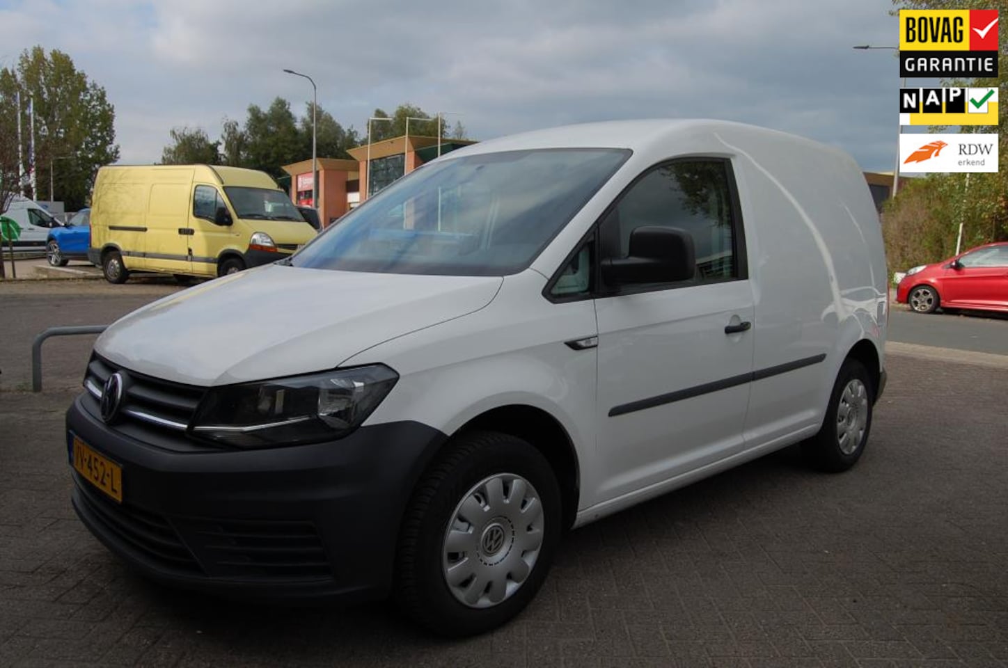 Volkswagen Caddy - 2.0 TDI L1H1 102PK Autom. BM Trendline Airco - AutoWereld.nl