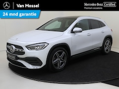 Mercedes-Benz GLA-Klasse - 250 4MATIC AMG Line Panoramadak / Privacy Glass / Parkeercamera / Stoelverwarming / Sfeerv