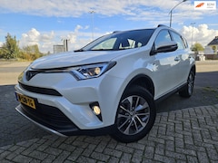 Toyota RAV4 - GARANTIE 2.5 Hybrid Dynamic Rijke uitvoering