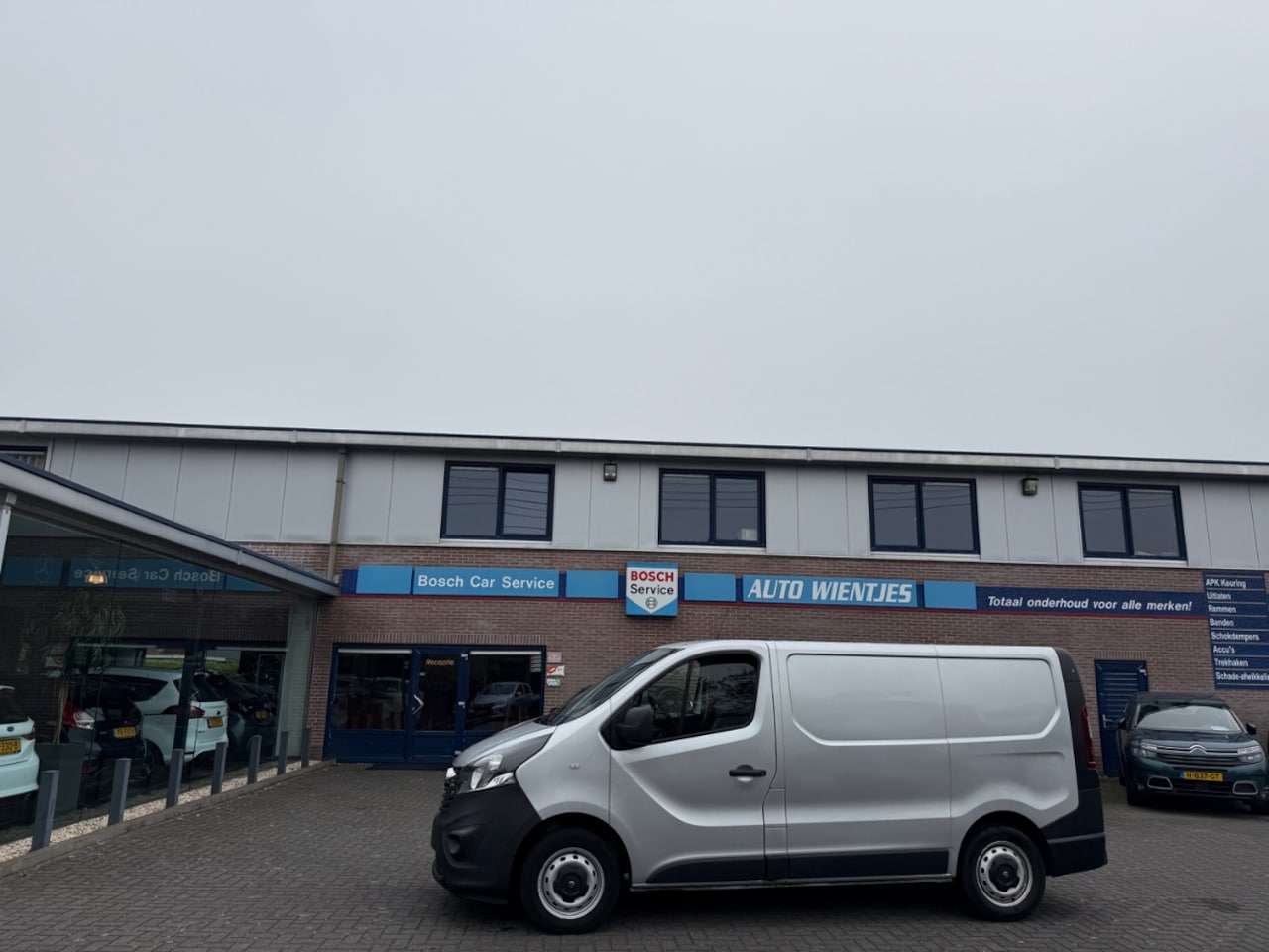Opel Vivaro - 1.6 CDTI 92kw | Edition | Airco | Cruise | Camera - AutoWereld.nl