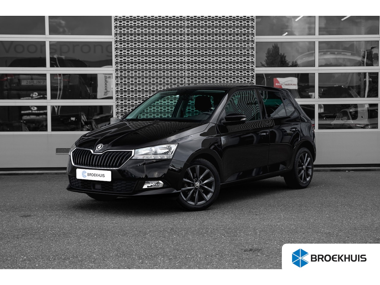 Skoda Fabia - 1.0 TSI 95pk Business Edition | Adaptive Cruise | Navigatie | Stoelverwarming | Parkeerhul - AutoWereld.nl