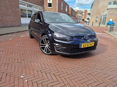Volkswagen Golf - 1.4 TSI GTE