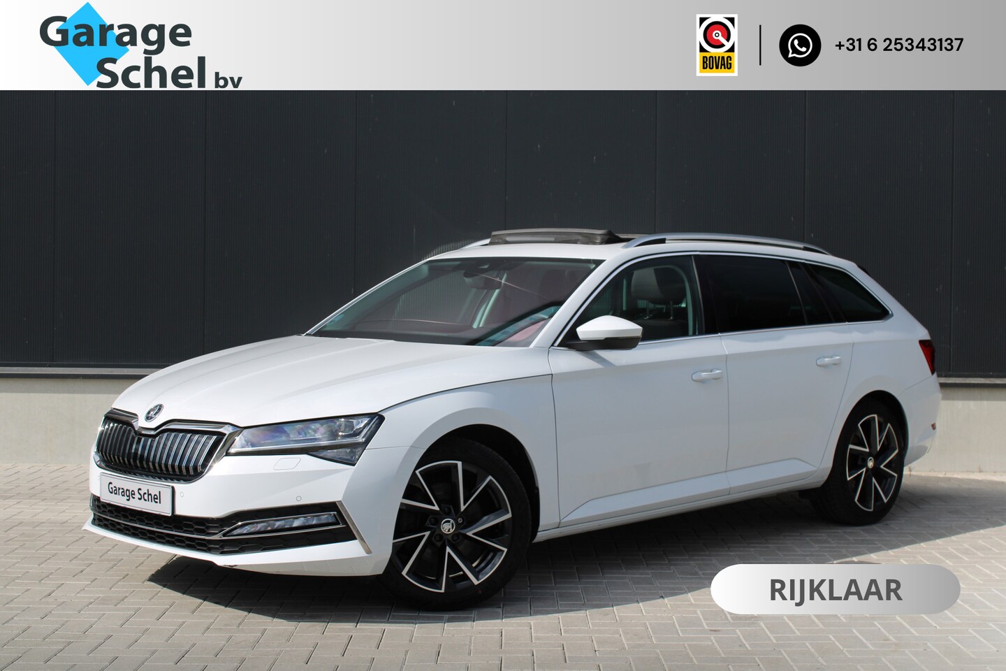 Skoda Superb Combi - 1.4 TSI iV Style - Pano - Navi - ACC - Camera - Stoel-stuurverwarming - Memory - LED - Rij - AutoWereld.nl