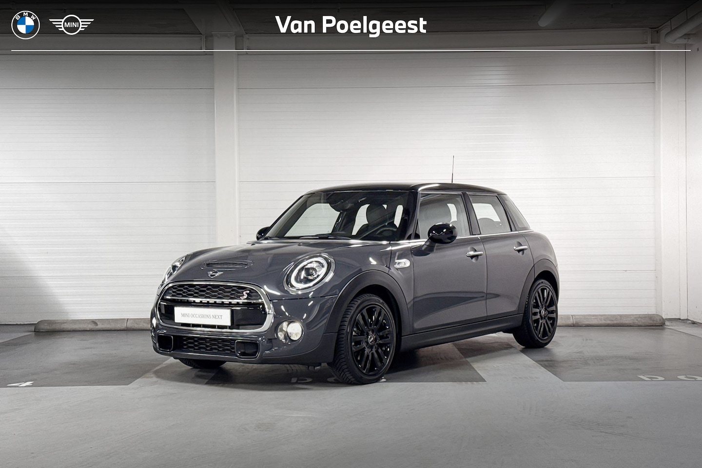 MINI Cooper S - 3-deurs | Parkeersensoren achter | Comfort Access | Stoelverwarming | Apple Carplay - AutoWereld.nl