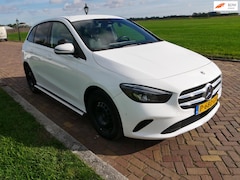 Mercedes-Benz B-klasse - 200d AUT * EX POLITIE ---- 2022 * AC CAMERA * 8499 MARGE