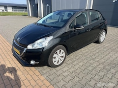 Peugeot 208 - 1.2 VTi Envy zeer nette auto