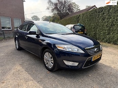 Ford Mondeo - 2.0-16V Ghia