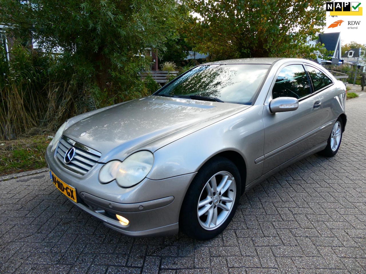 Mercedes-Benz C-klasse Sportcoupé - 180 Kompressor 143pk Airco Youngtimer - AutoWereld.nl
