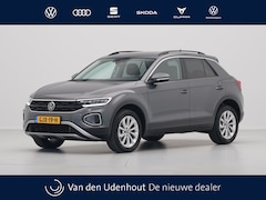 Volkswagen T-Roc - 1.5 TSI 150pk DSG Life Edition Navi via App Pdc Clima Acc 63