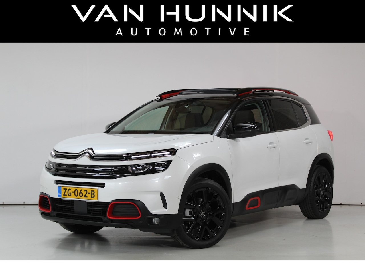 Citroën C5 Aircross - 1.2 PureTech Shine | Pano | Camera | Trehaak | Keyless | Acc - AutoWereld.nl