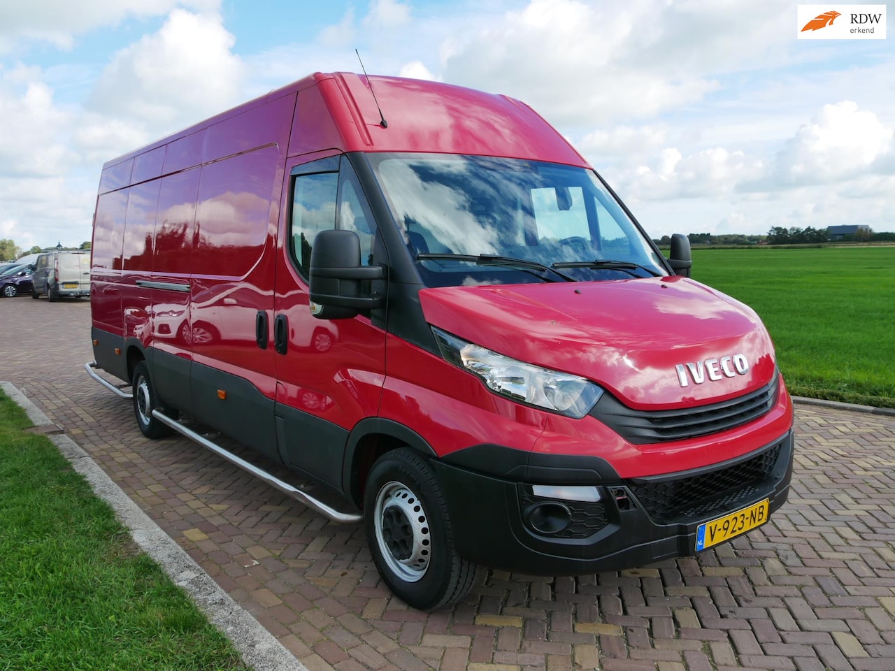 Iveco Daily - 35S12V 2.3 410 H3 ** 12499 EX BTW ** - AutoWereld.nl