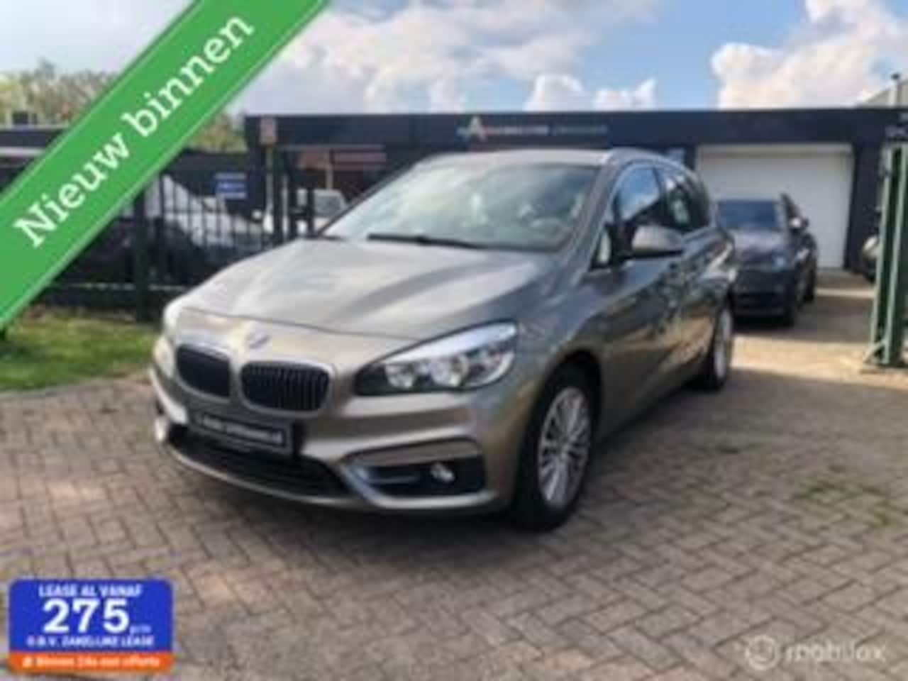BMW 2-serie Active Tourer - 220i 220i - AutoWereld.nl