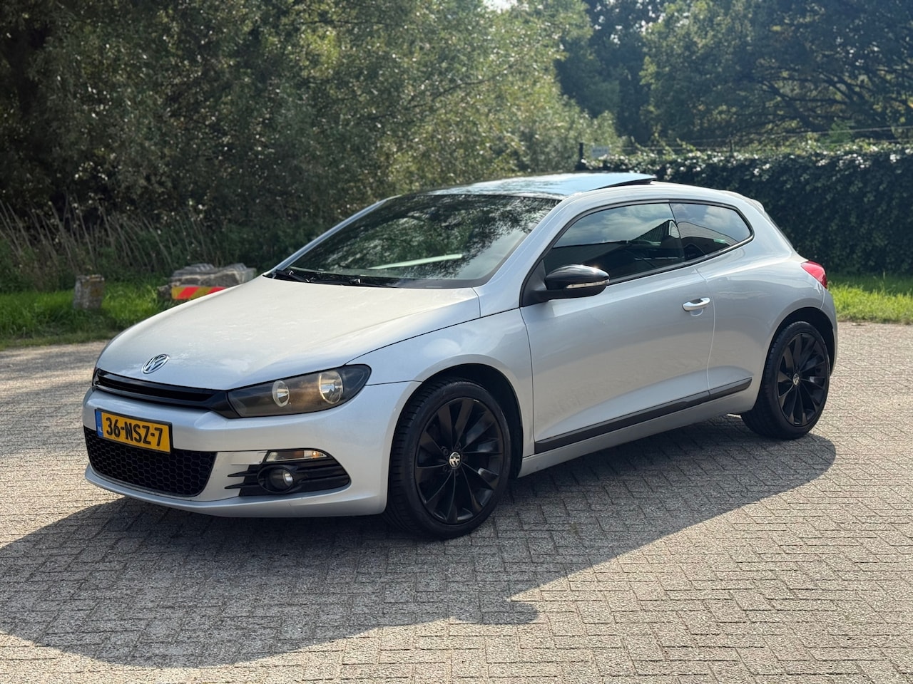 Volkswagen Scirocco - 1.4 TSI Highline Plus PANO I NWE APK I LEUKE AUTO - AutoWereld.nl