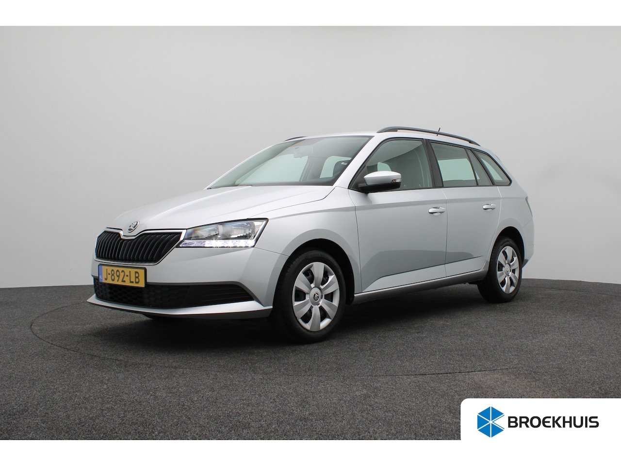 Skoda Fabia Combi - 1.0 TSI Active | Achterbank neerklapbaar | Airco | Bestuurdersairbag - AutoWereld.nl